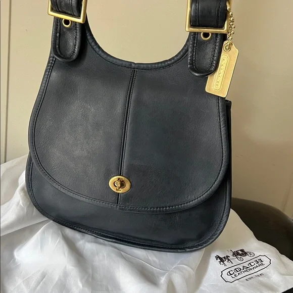 PRICE FIRM! RARE NAVY Vintage COACH Leather Crescent Saddle Bag (pre-serial no.) - Picture 5 of 16